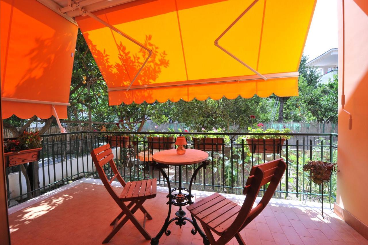 Estate4Home - Orange Dreams Сант'Анджелло Экстерьер фото